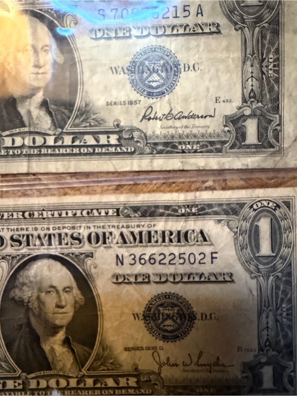 Vintage U.S. Silver Certificate One Dollar Bills 1935 D and 1957 - Picture 3 of 3